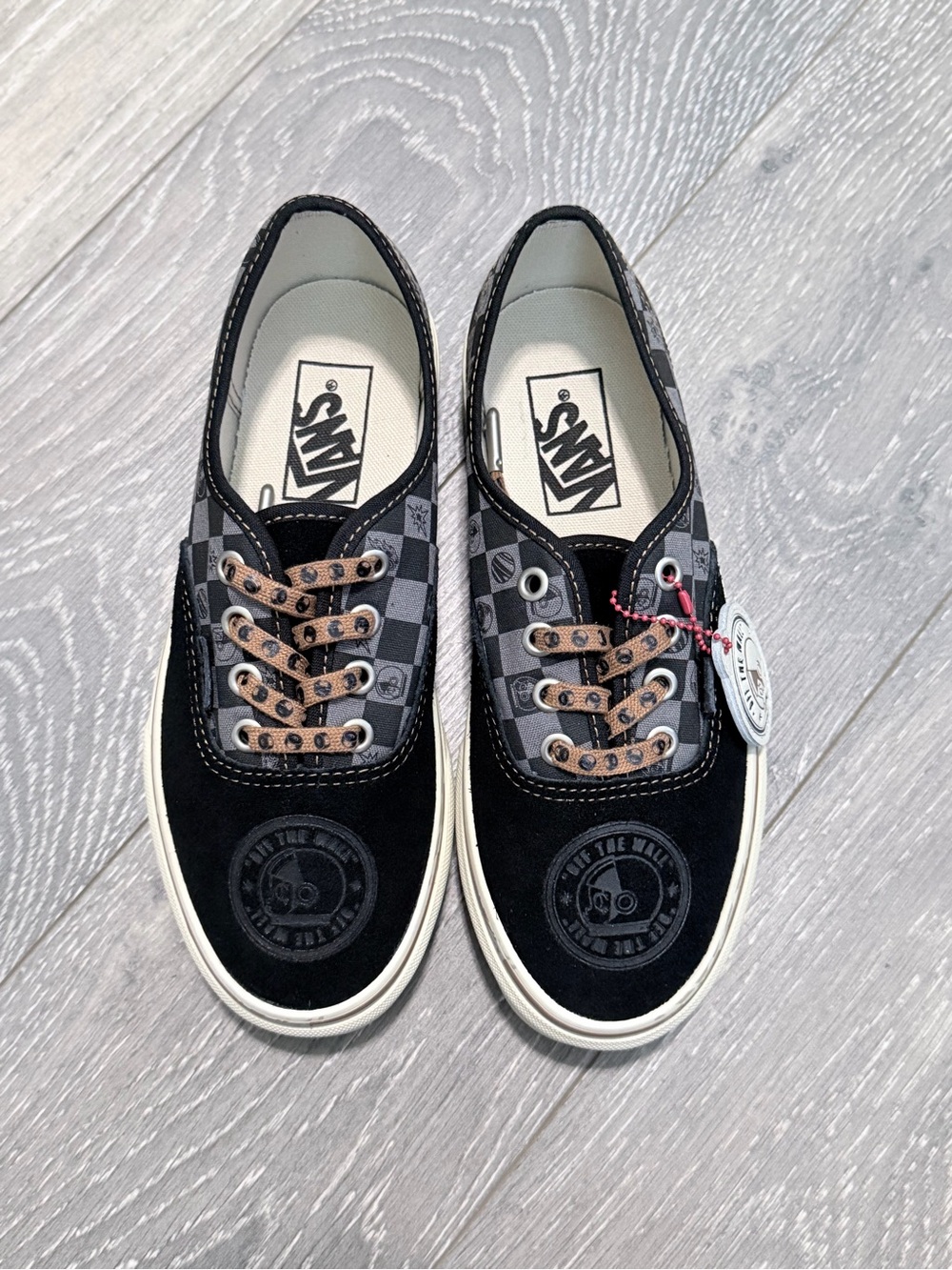 NWT Vans Authentic x Space Molly Limited Edition Black/Gray Check Canvas M5 W6.5 - Picture 8 of 16
